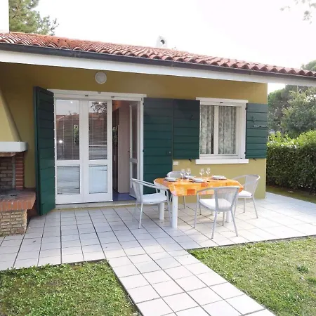 House And In 38402