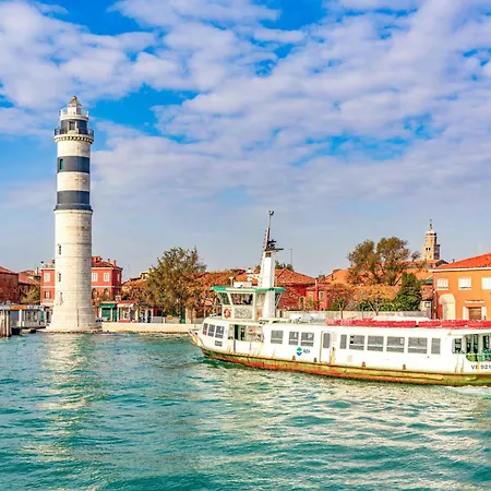 Feriehus House And In 38402 *