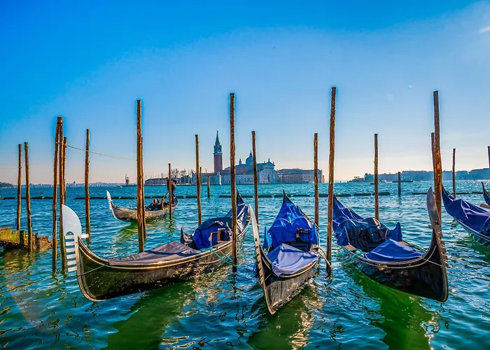 House And In 38402 * Μπιμπιόνε